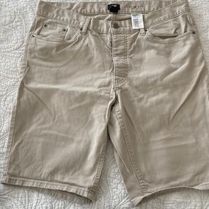 H&M beige slim fit shorts